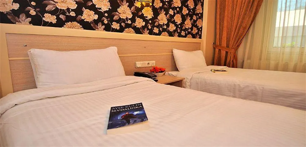 **  Mini hotel İzmir Turkije